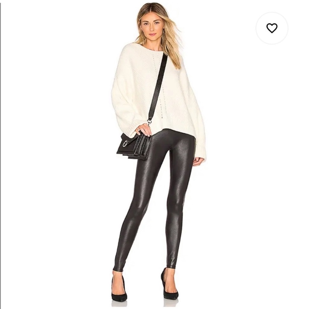SPANX black leggings in M petite